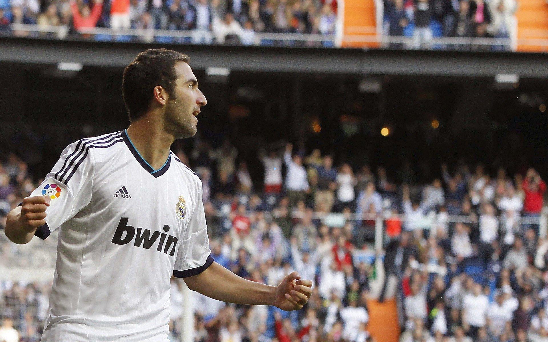 拉菲尼亚独家专访，半程冠军如浮云，FIFA最佳阵落选亦坦然