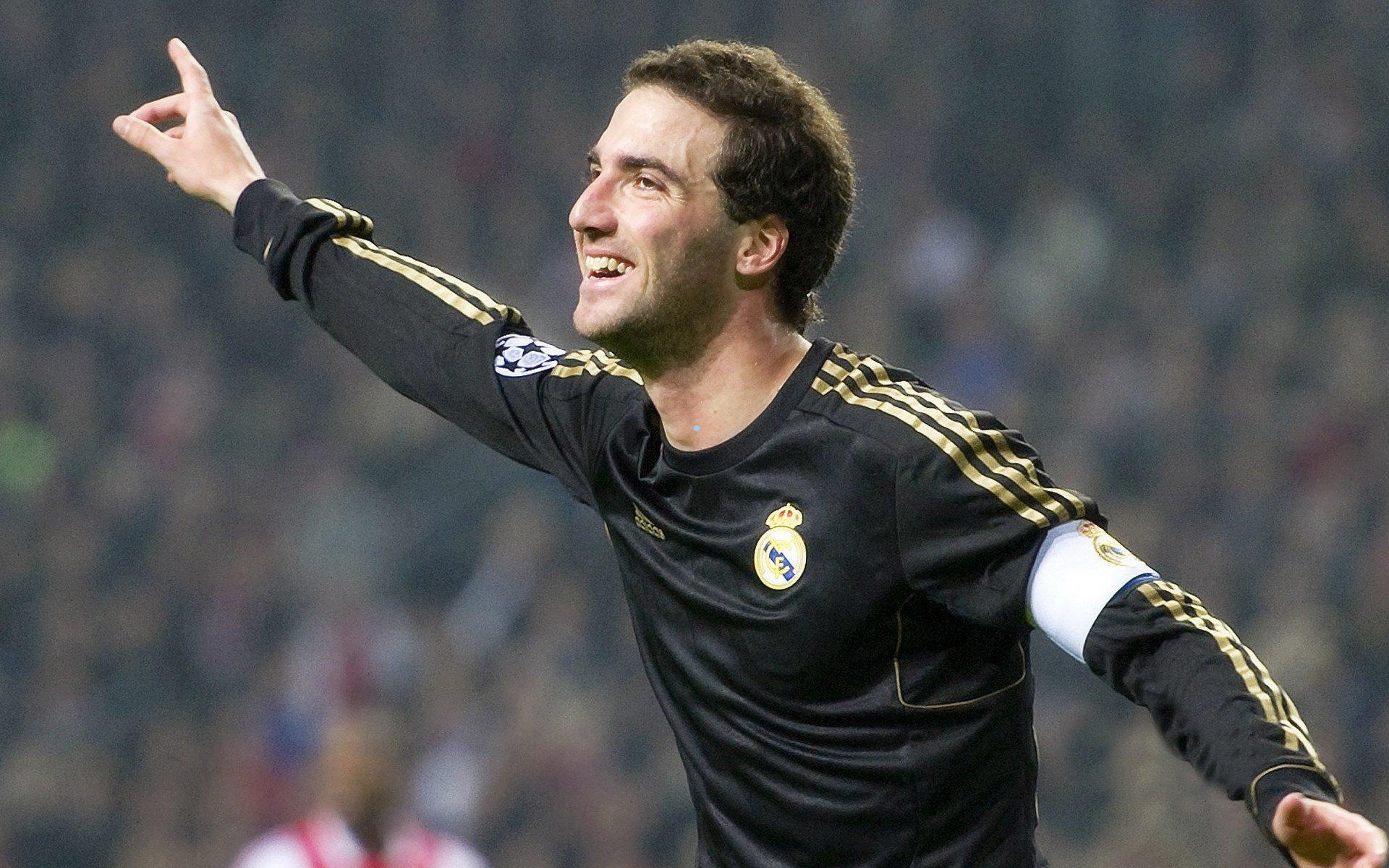 樊振东欧冠首秀3-0轻取萨尔布吕肯 方博赛后犀利点评实力鸿沟