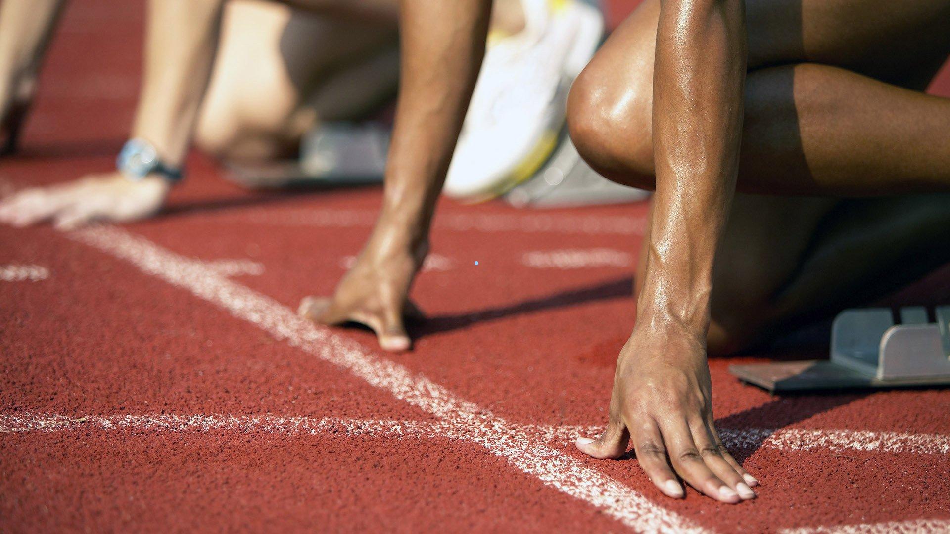 卫生防线上的无声比赛，关盖冲马桶成运动员健康管理新战术